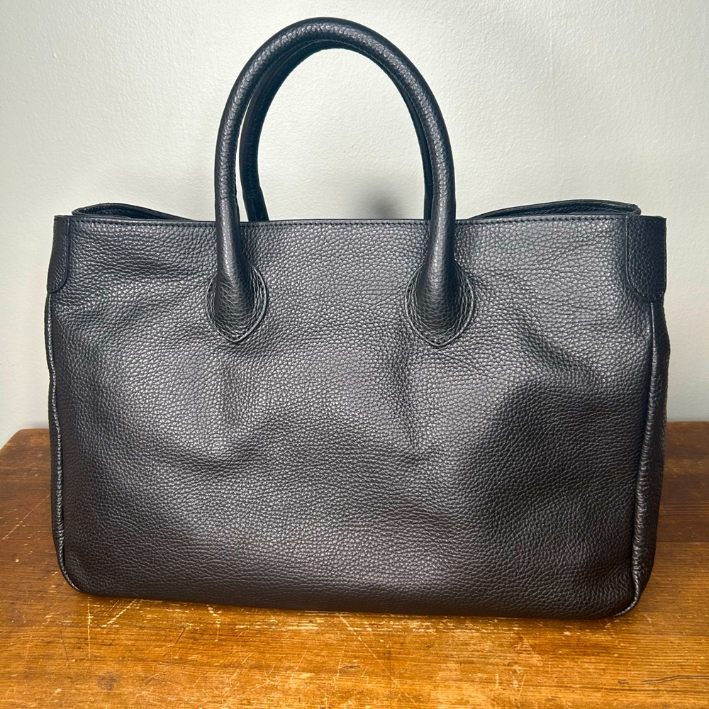 MARK AND GRAHAM Elisabetta Slouch Leather Tote black pebbled
